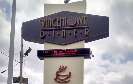 vincenttown pylon sign