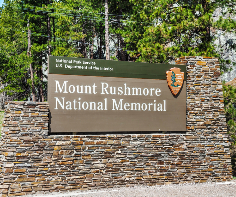 Factors That Could Be Negatively Affecting Your Monument Sign
