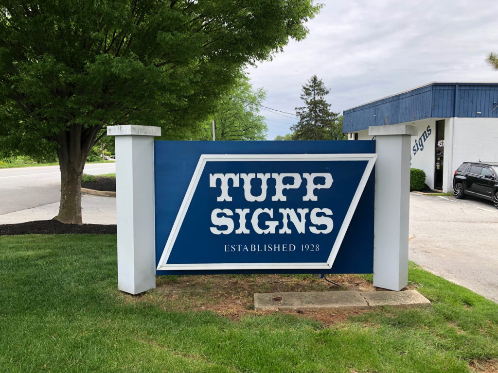 Tupp Signs - (Monument) 2