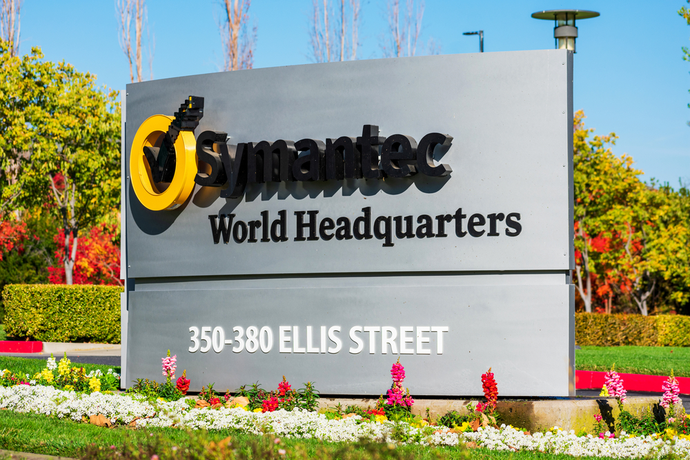 Why Choose a Monument Sign for Lasting Customer Impressions?