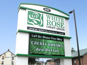 White Rose Credit Union; 19mm, 4'5" x 8'3", Dallastown, PA Industries: Banks & Credit Unions