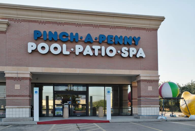 Struggling to Stand Out? How Business Signs Help You Compete